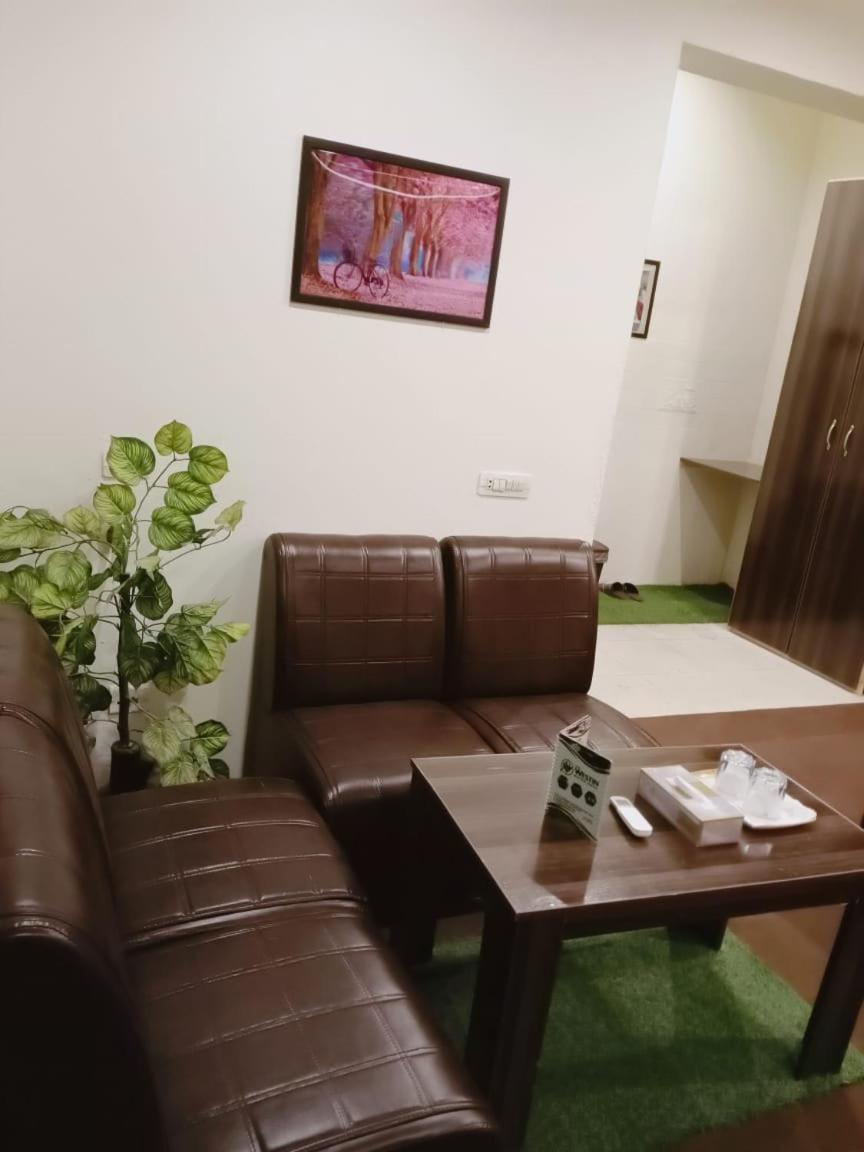 Westin Suites Lahore Rom bilde